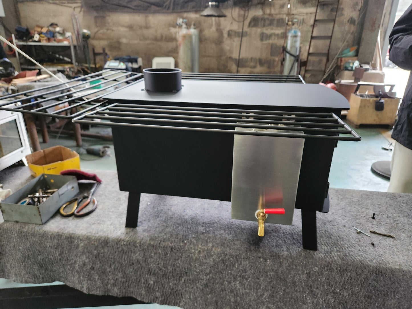 ROO SWEAT _ Camping Stove